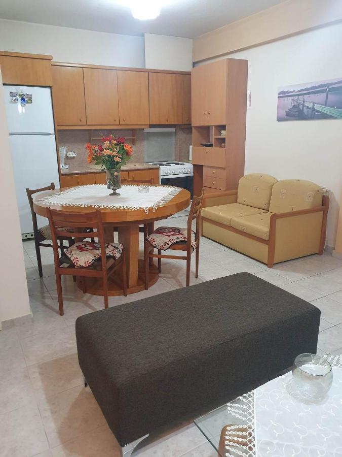 Elle Apartment By Alp Hospitality Services Nea Kallikrateia Buitenkant foto